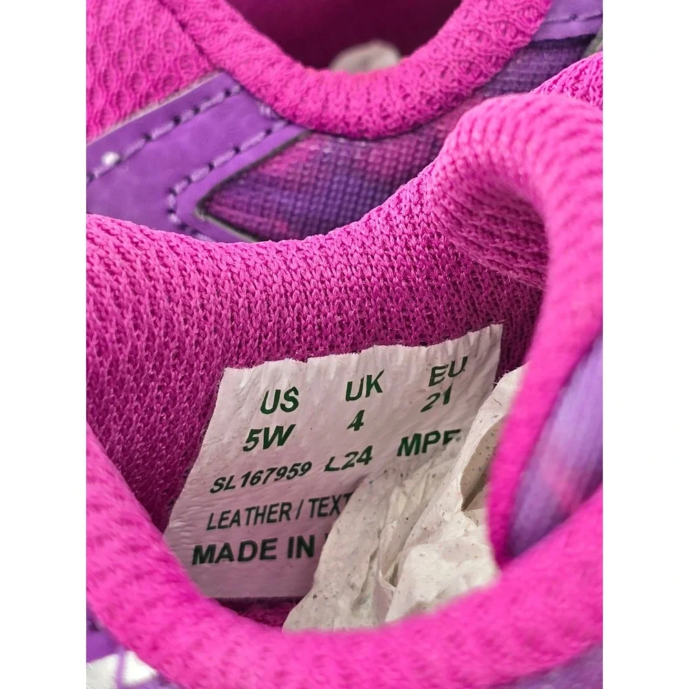 Saucony Wind Sneaker Toddler Girls Size 5W Purple Magenta Hook & Loop - New